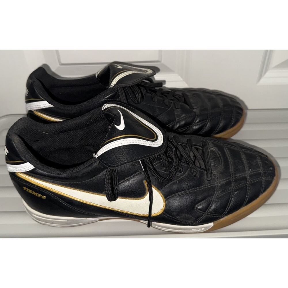 Nike Tiempo Mystic III IC Indoor Soccer Shoes Leather Black Gum Women’s 8